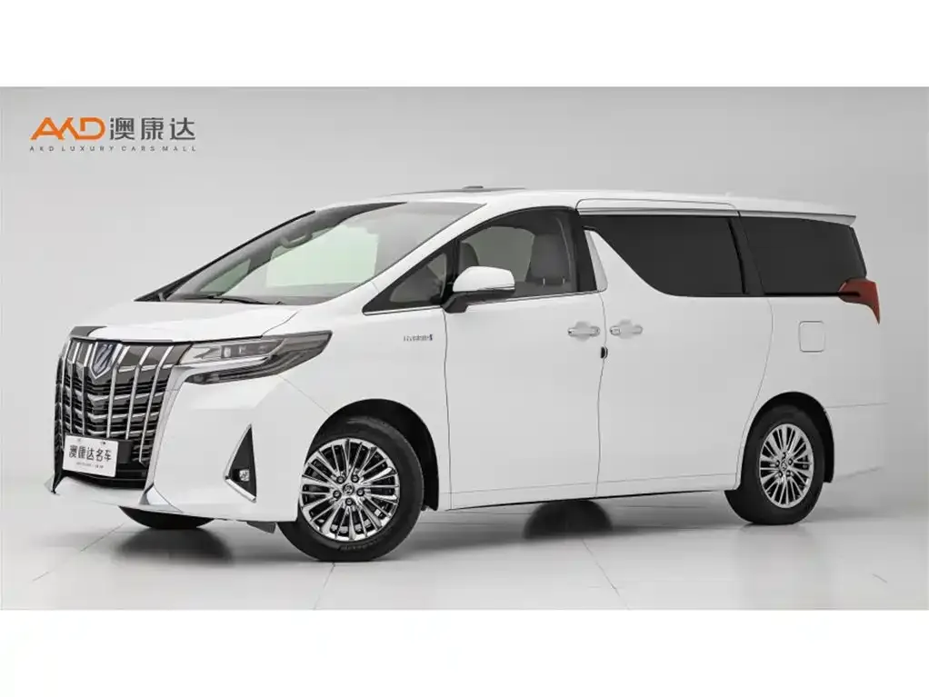 Toyota Alphard — фото 1