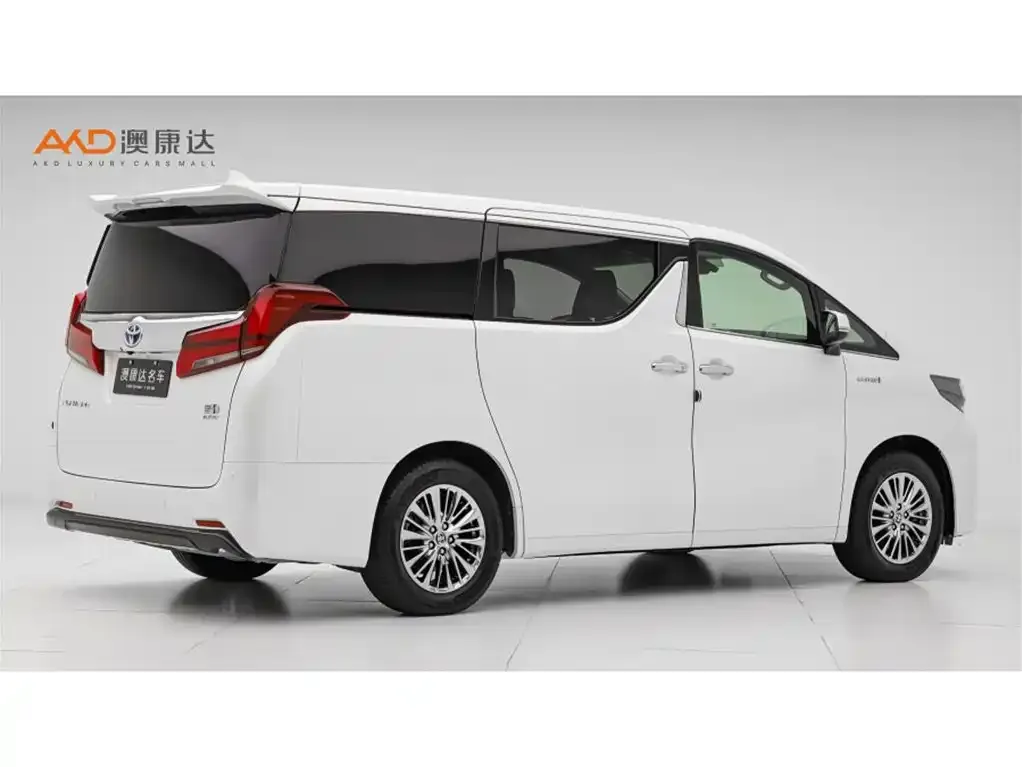 Toyota Alphard — фото 3