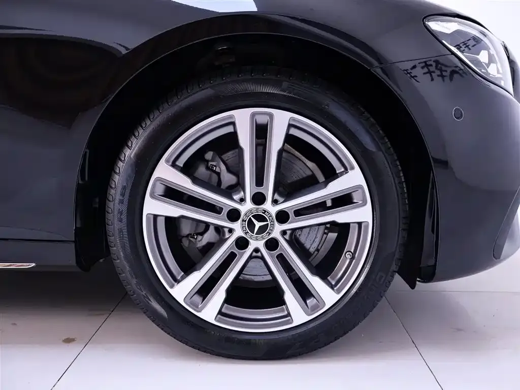 [object Object] E-Class 2023 из CN, фото 6