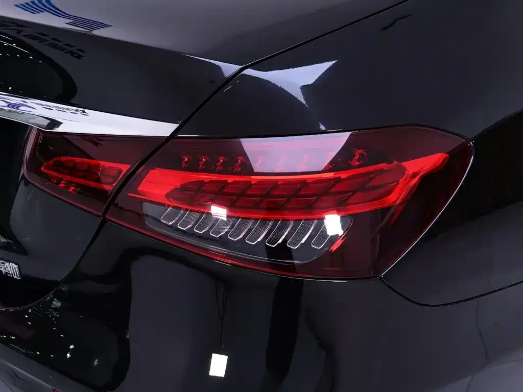 [object Object] E-Class 2023 из CN, фото 9