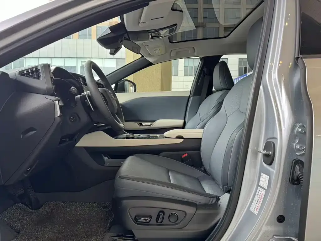 Lexus RZ 2023 из CN, фото 5