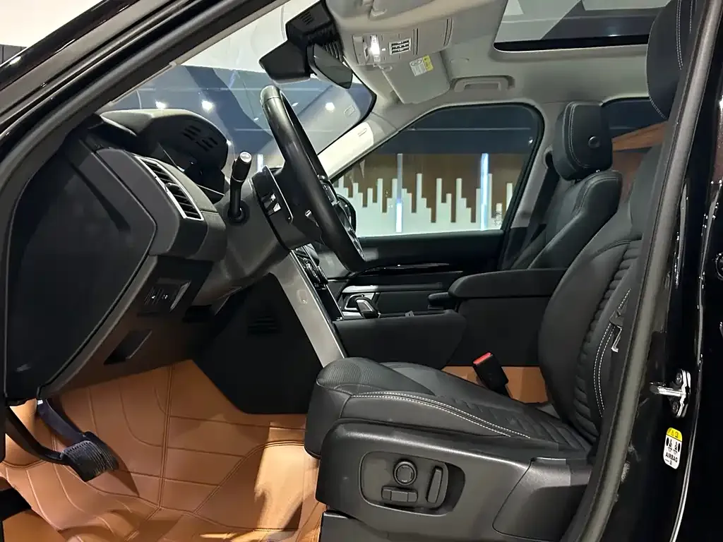 Land Rover Discovery 2023 из CN, фото 7