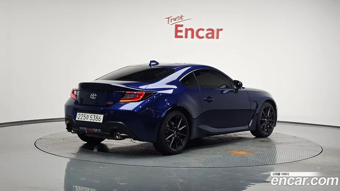 Toyota 86 2024 из KR, фото 2