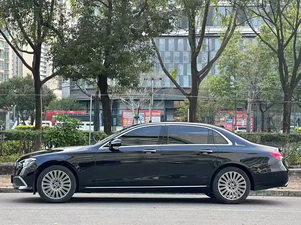 Mercedes-Benz E-Class 2022 из CN, фото 8