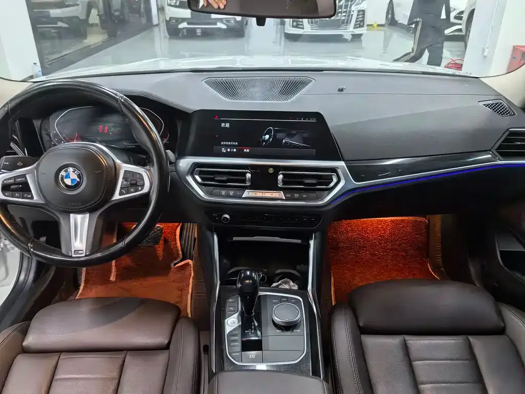 BMW 3 Series 2021 из CN, фото 10