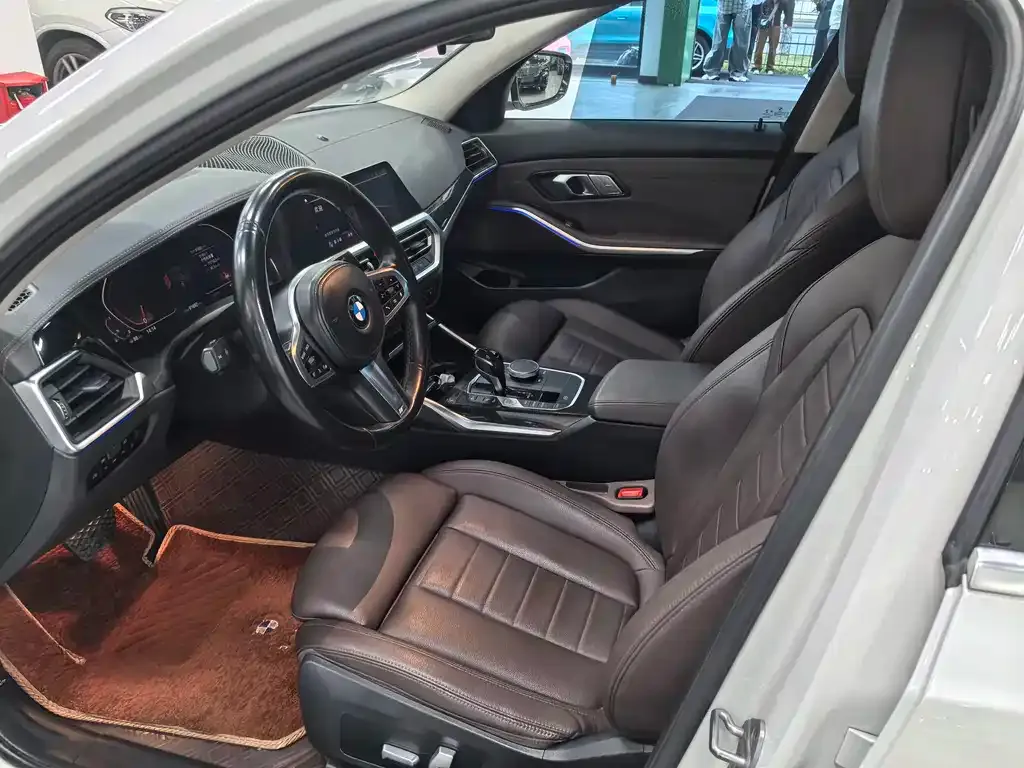 BMW 3 Series 2021 из CN, фото 8