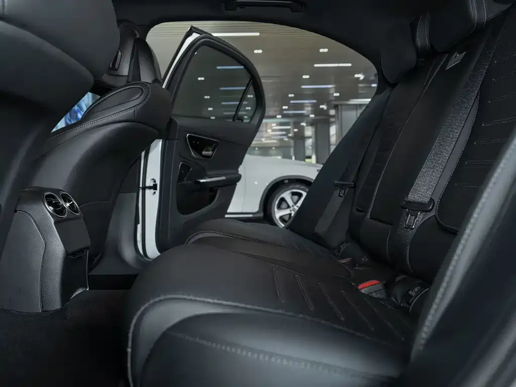 Mercedes-Benz C-Class 2023 из CN, фото 10