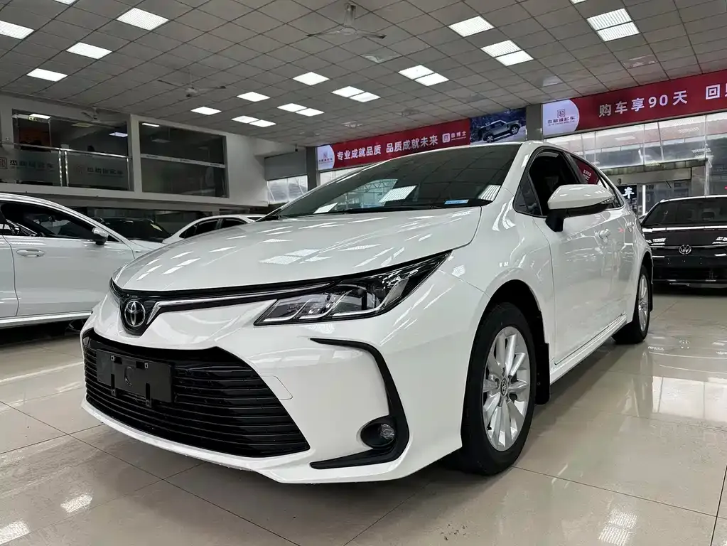 Toyota Corolla 2022 из CN, фото 2