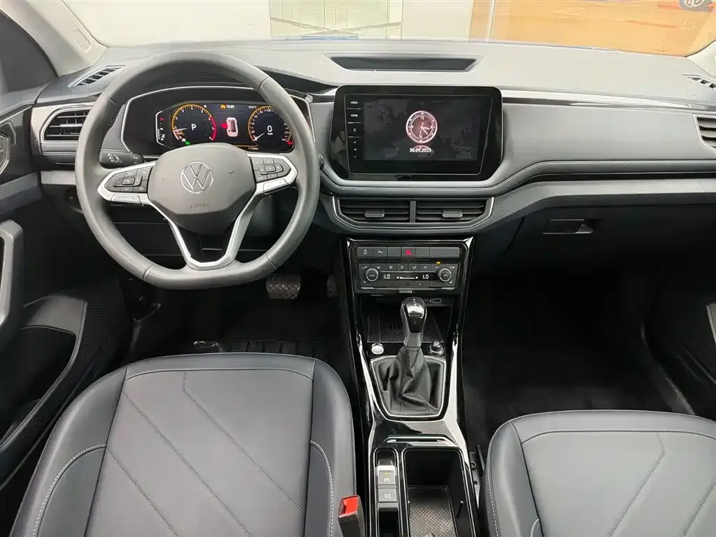 Volkswagen Tharu 2024 из CN, фото 10