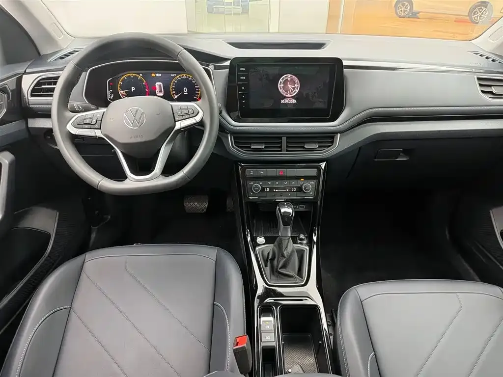 Volkswagen Tharu 2024 из CN, фото 9