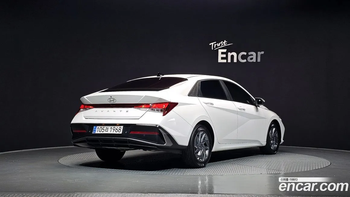 Hyundai AVANTE — фото 2