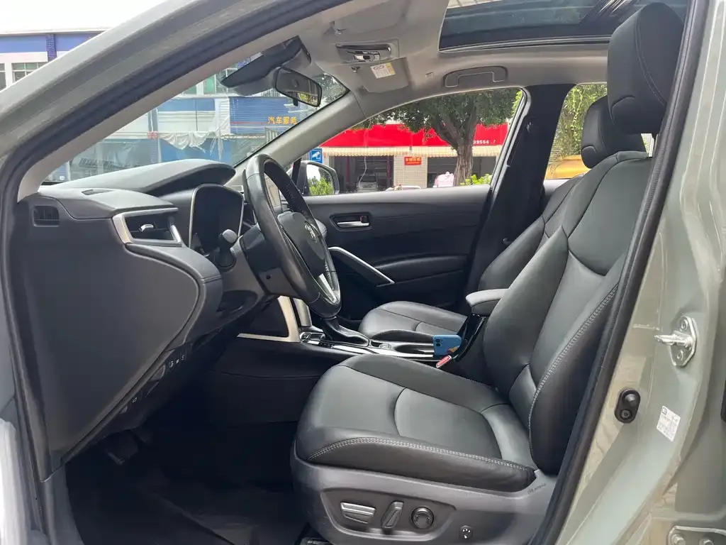 [object Object] Corolla Cross 2022 из CN, фото 6