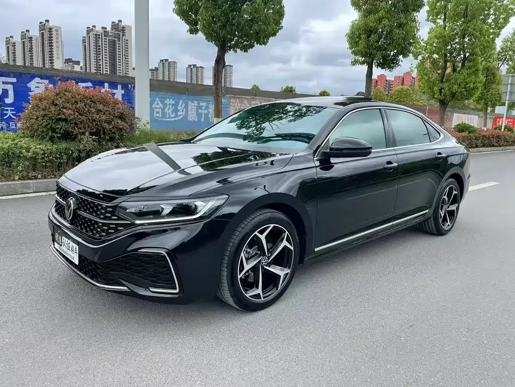Volkswagen Passat 2024 из CN, фото 1