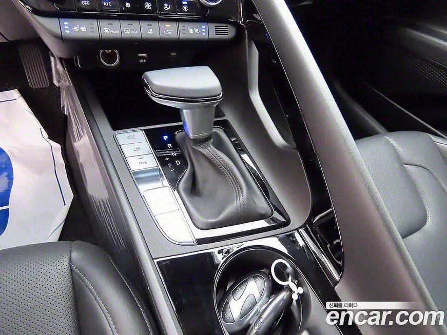 Hyundai AVANTE — фото 10