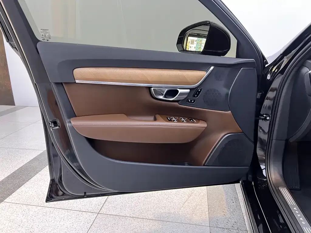 Volvo S90 2024 из CN, фото 10