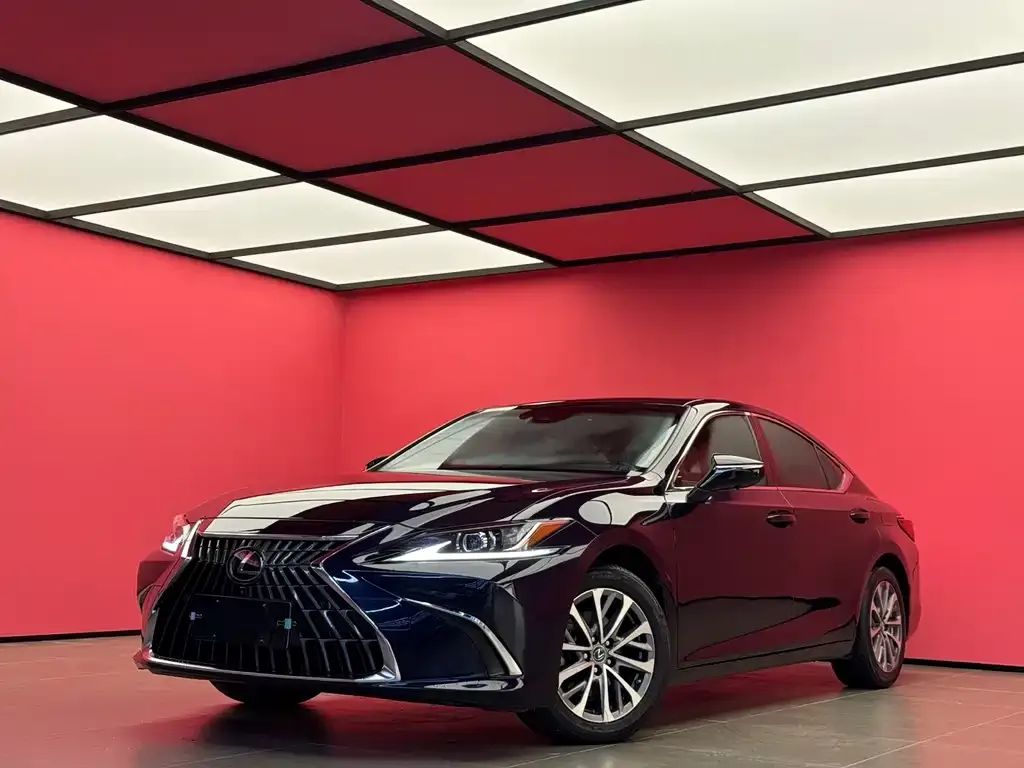 Lexus ES 2022 из CN, фото 1