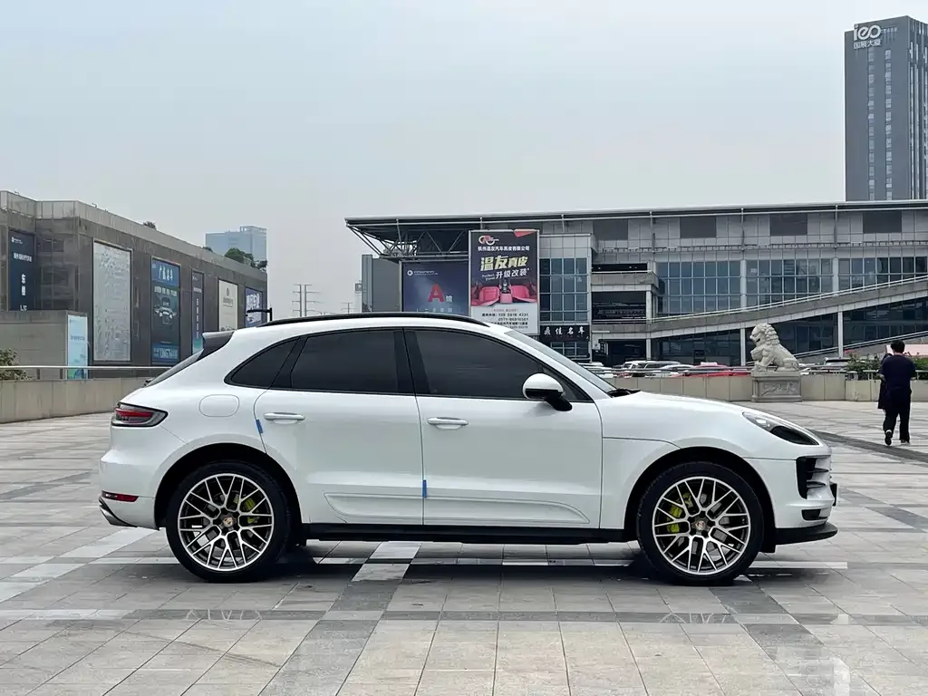 Porsche Macan 2022 из CN, фото 4