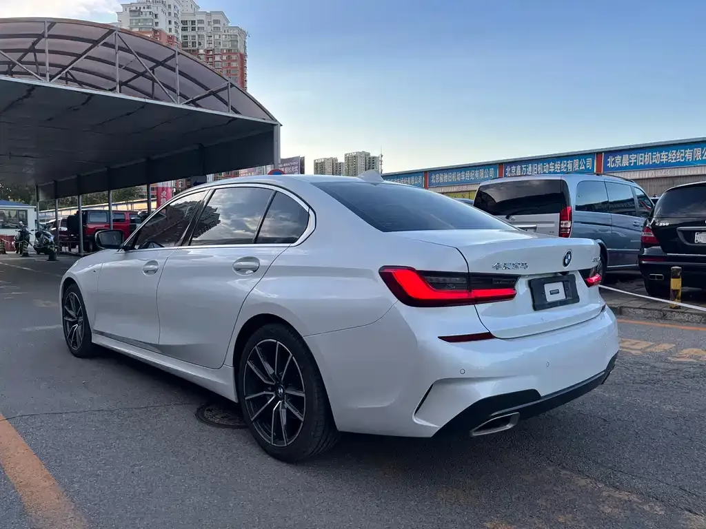BMW 3 Series 2021 из CN, фото 6