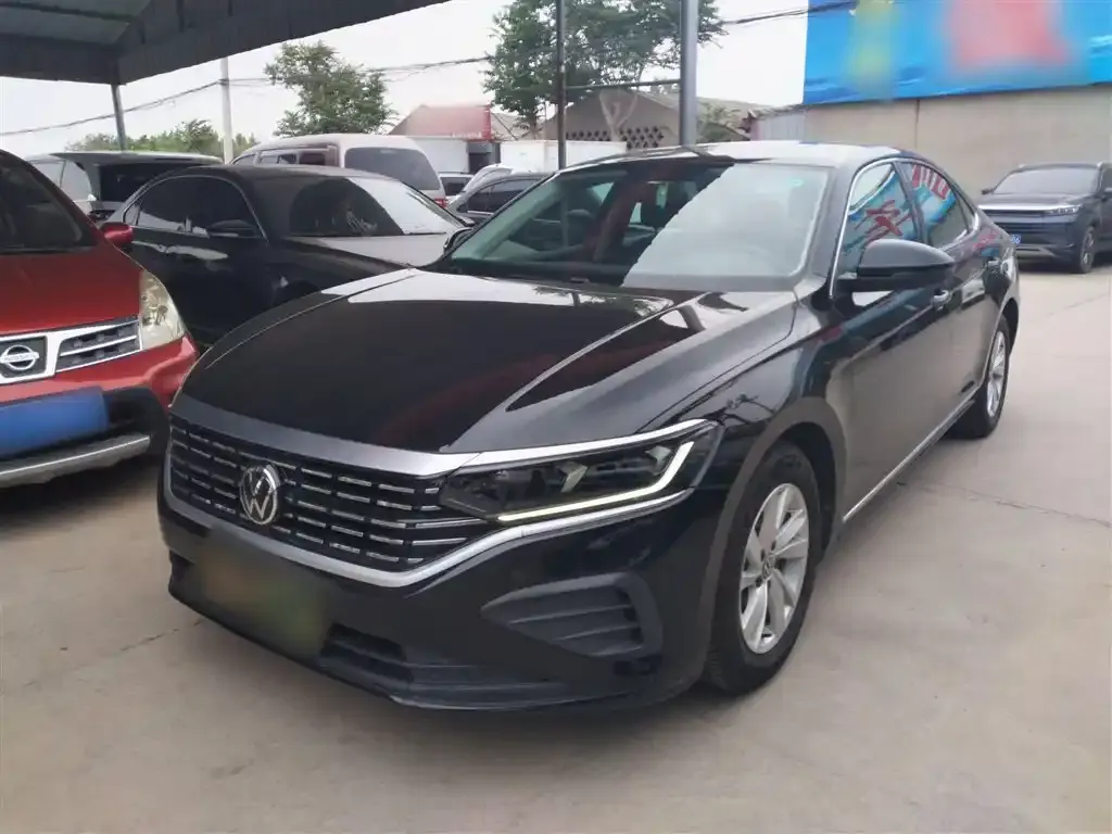 Volkswagen Passat 2023 из CN, фото 1