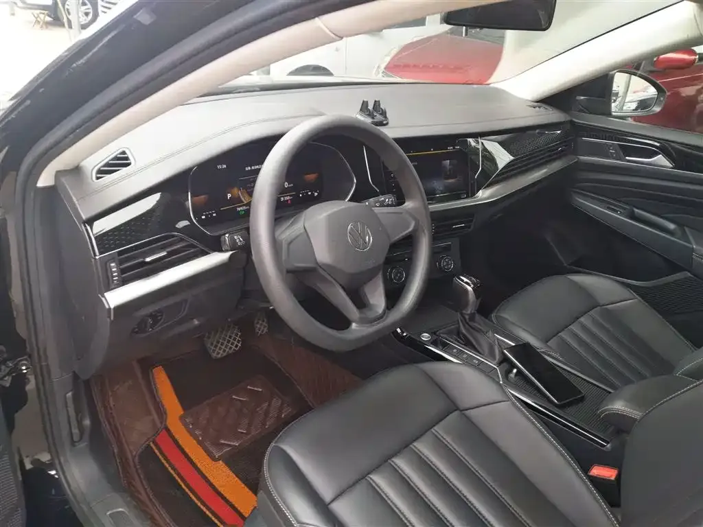 Volkswagen Passat 2023 из CN, фото 10