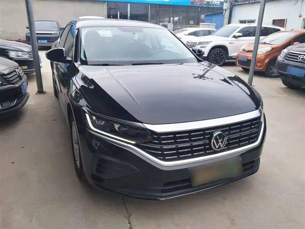 Volkswagen Passat 2023 из CN, фото 4