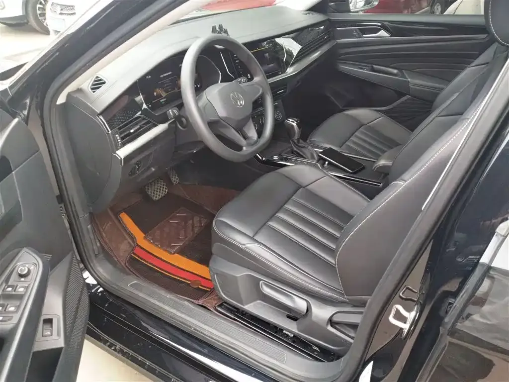 Volkswagen Passat 2023 из CN, фото 9