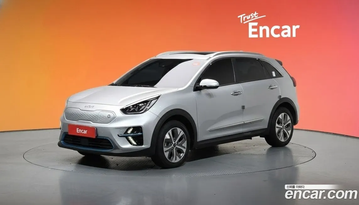 Kia Niro — фото 1