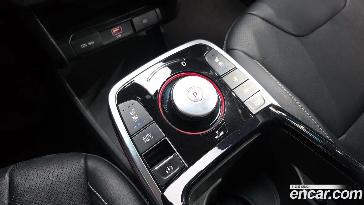 Kia Niro — фото 9