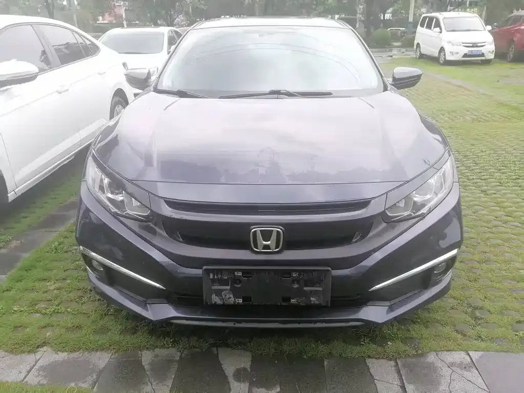 Honda Civic — фото 1