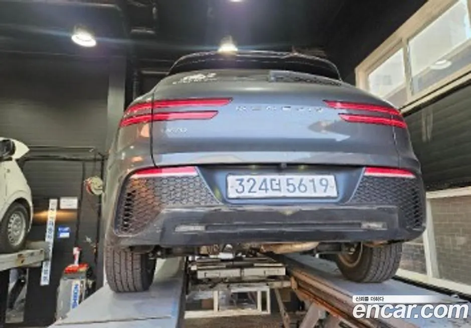 Genesis GV70 2022 из KR, фото 2