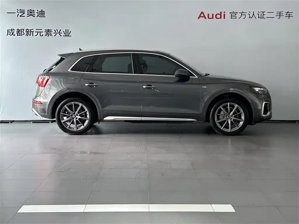 Audi Q5L 2022 из CN, фото 3