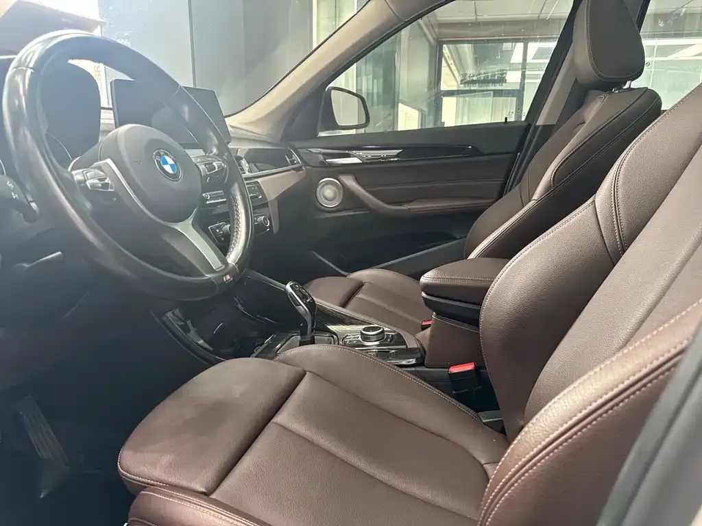 BMW X1 2021 из CN, фото 10