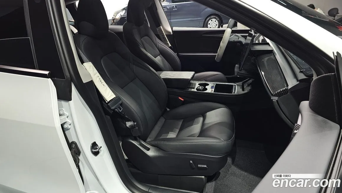 Tesla Model Y 2024 из KR, фото 10