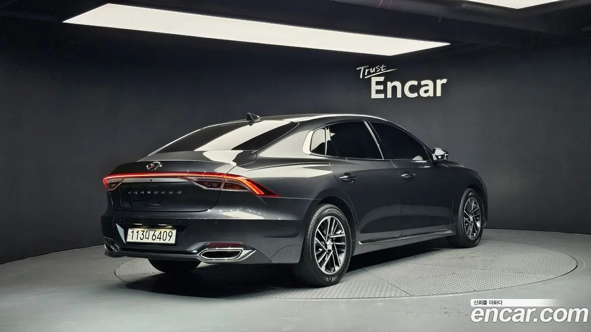 Hyundai Grandeur 2022 из KR, фото 2