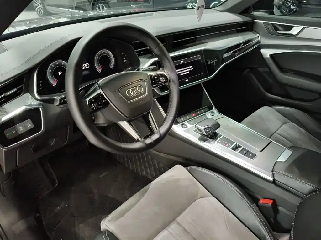 Audi A6L 2022 из CN, фото 5