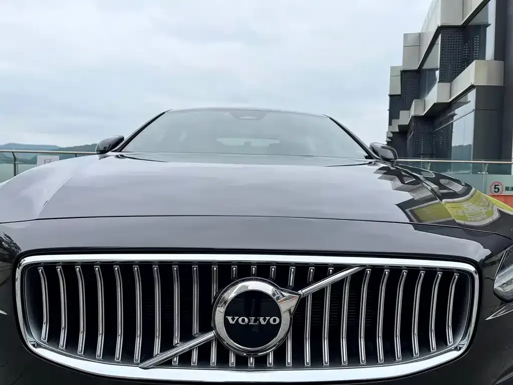 Volvo S90 2023 из CN, фото 8