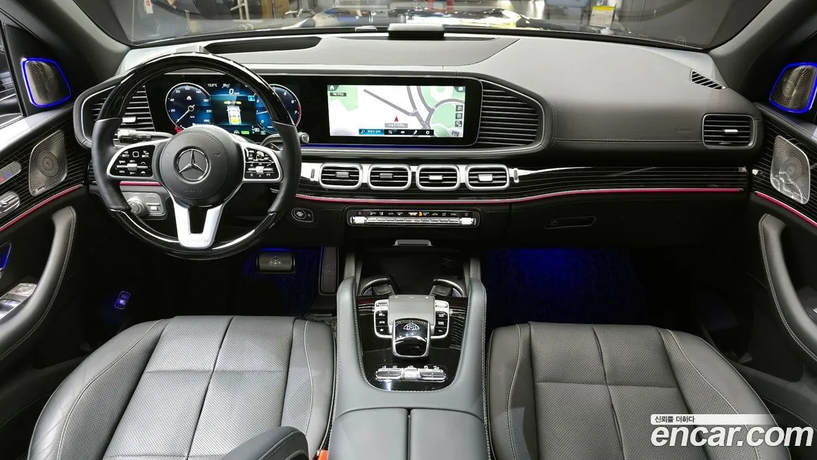 Mercedes-Benz GLS-Class — фото 7