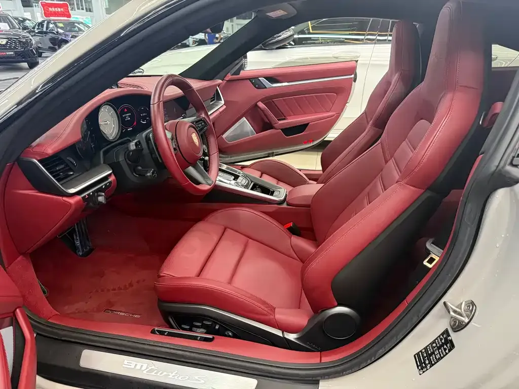 Porsche 911 2023 из CN, фото 6