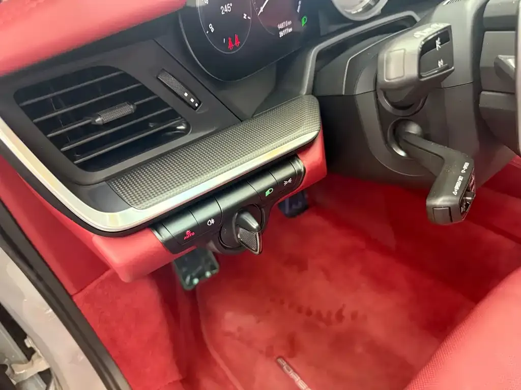 Porsche 911 2023 из CN, фото 8
