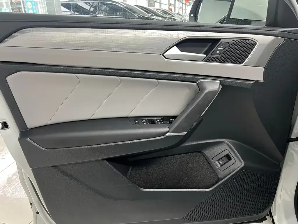Volkswagen Tayron 2023 из CN, фото 5
