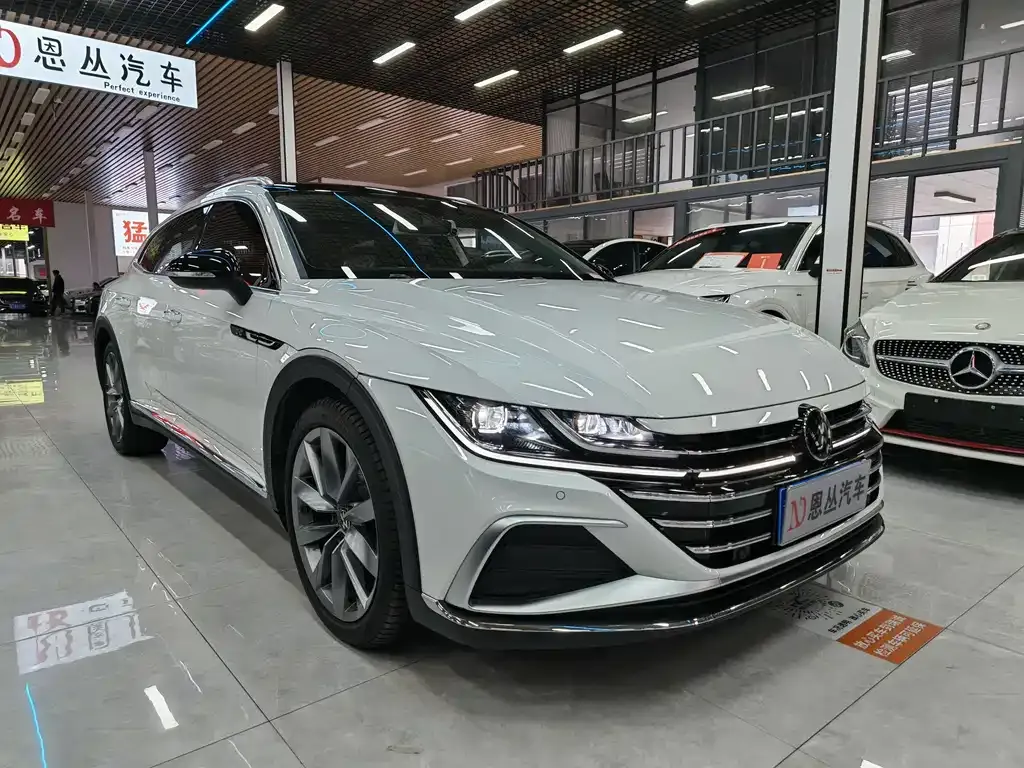 Volkswagen CC 2024 из CN, фото 3
