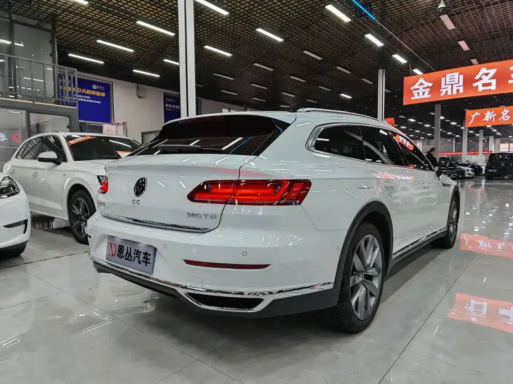 Volkswagen CC 2024 из CN, фото 9
