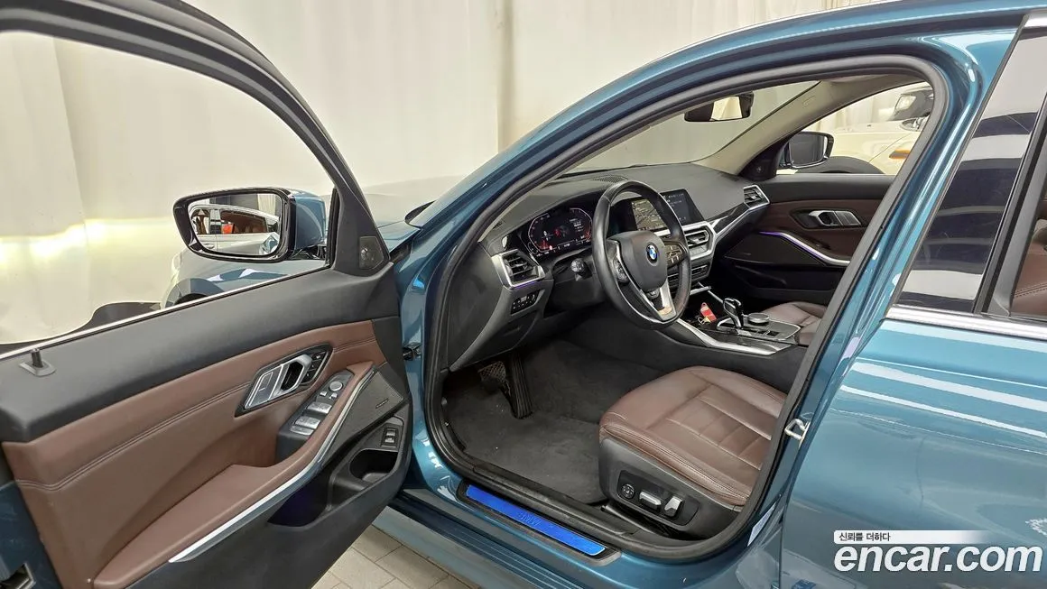 BMW 3-Series 2021 из KR, фото 10