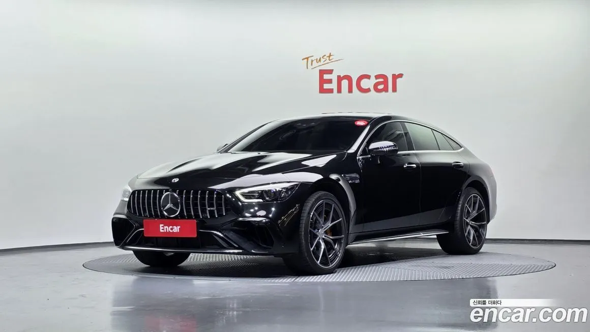 Mercedes-Benz AMG GT — фото 1