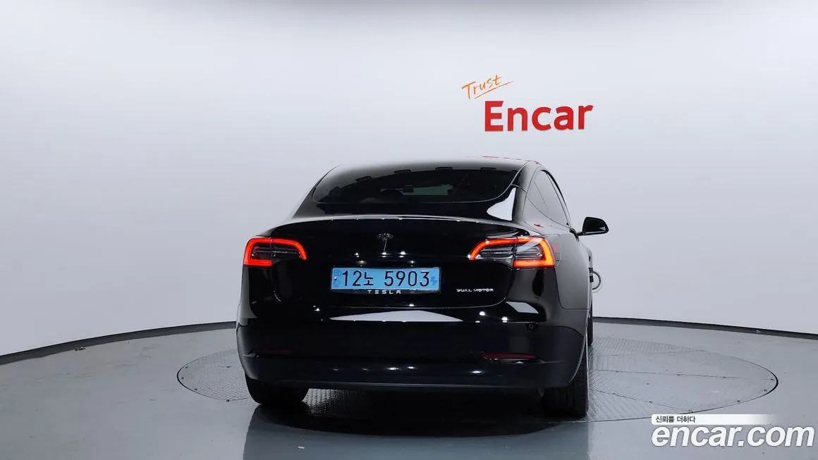 Tesla Model 3 2021 из KR, фото 4