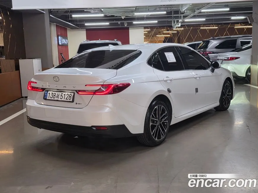 Toyota Camry 2025 из KR, фото 3
