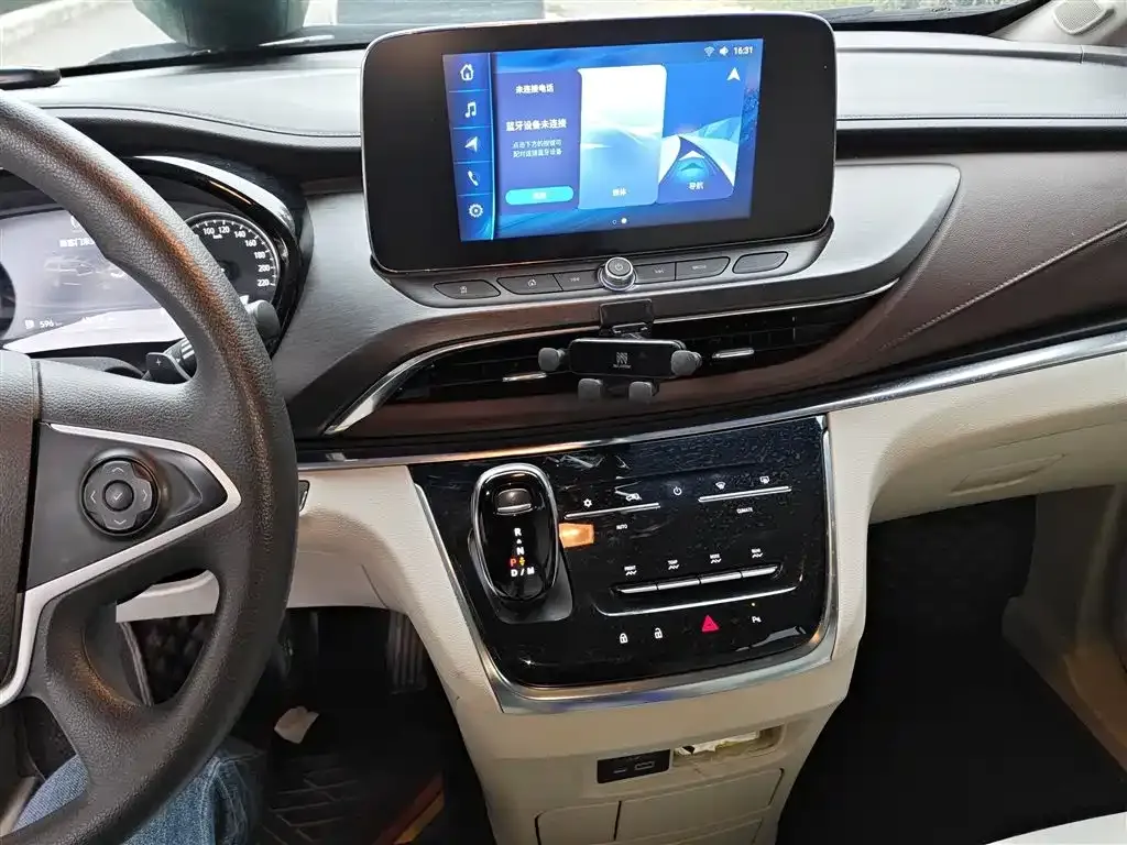 Buick GL8 2023 из CN, фото 6