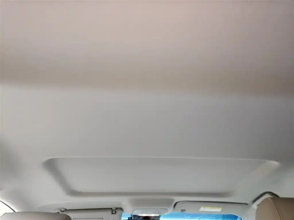 Buick GL8 2023 из CN, фото 9