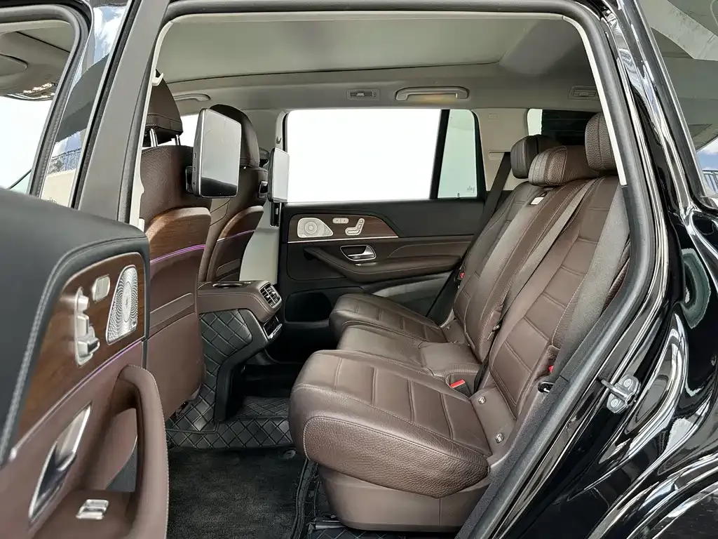 Mercedes-Benz GLS — фото 7