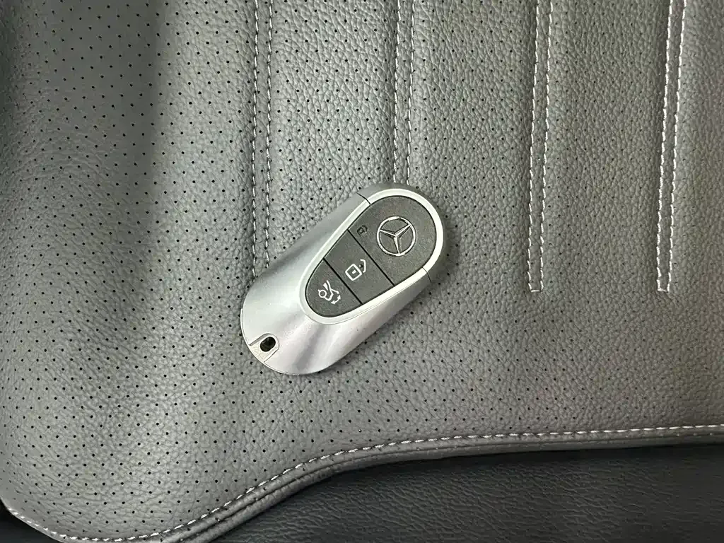 Mercedes-Benz C-Class 2023 из CN, фото 9